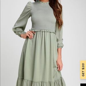 Lulus NWT sage green midi dress
